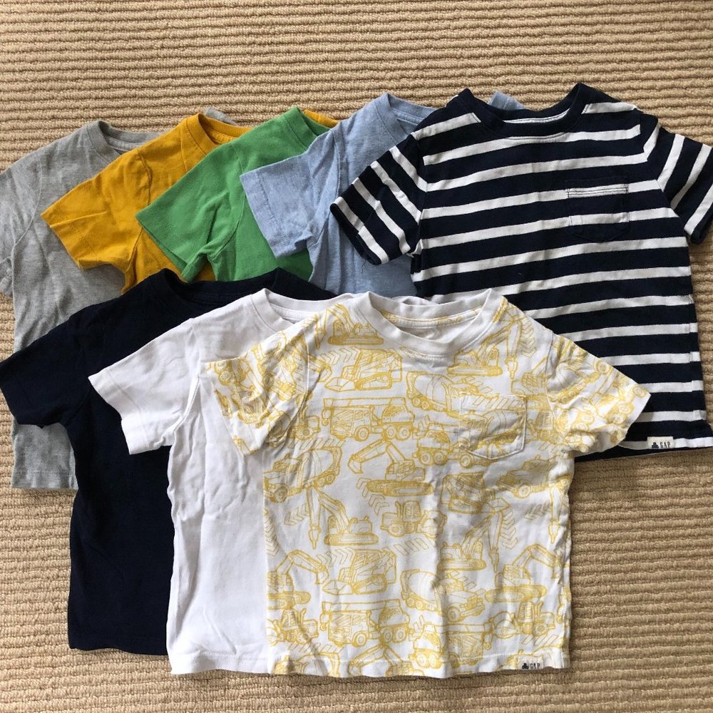 Lot of 3T ORGANIC Gap tshirts